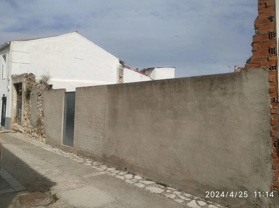 Terreno en venta en Pozuelo del Rey, Madrid photo 3