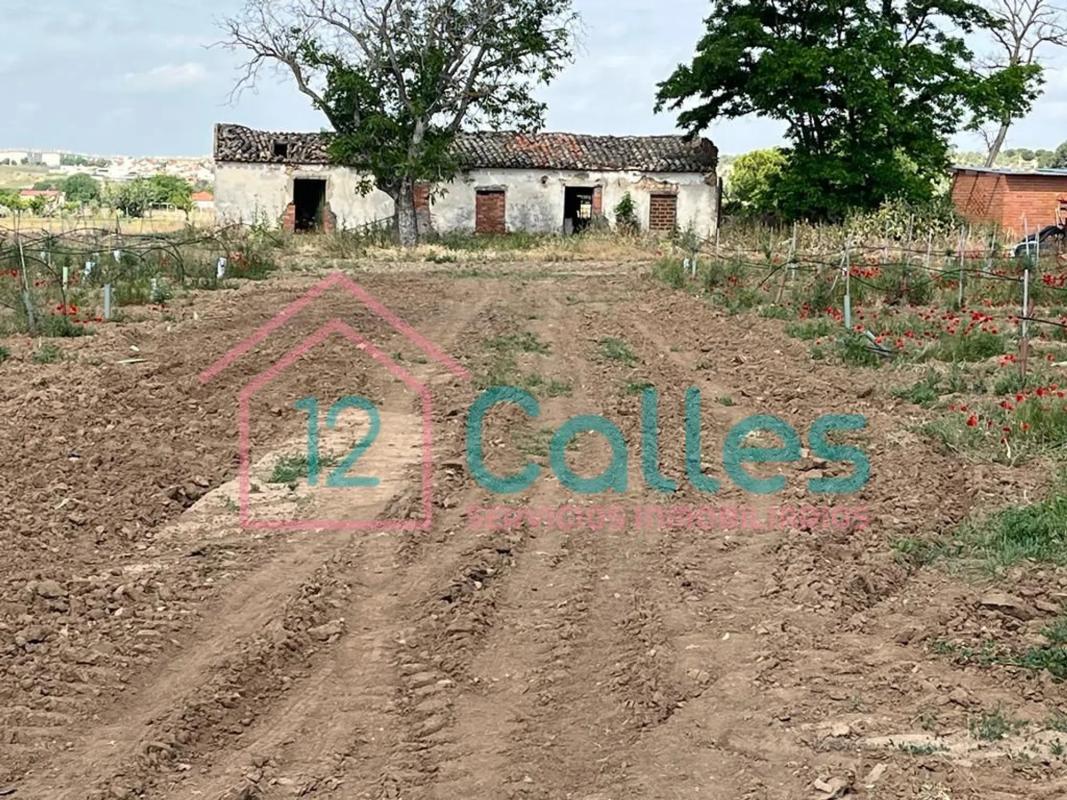 Terreno en venta en Aranjuez, Madrid photo 2