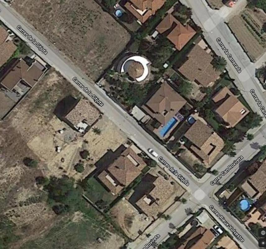 Участок земли на продажу в Фонт-Руби, Барселона photo 1