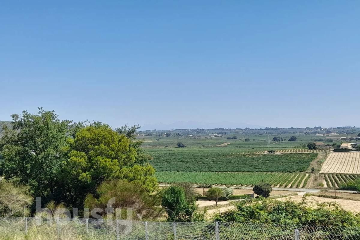 Land for sale in Pacs del Penedès, Barcelona photo 2