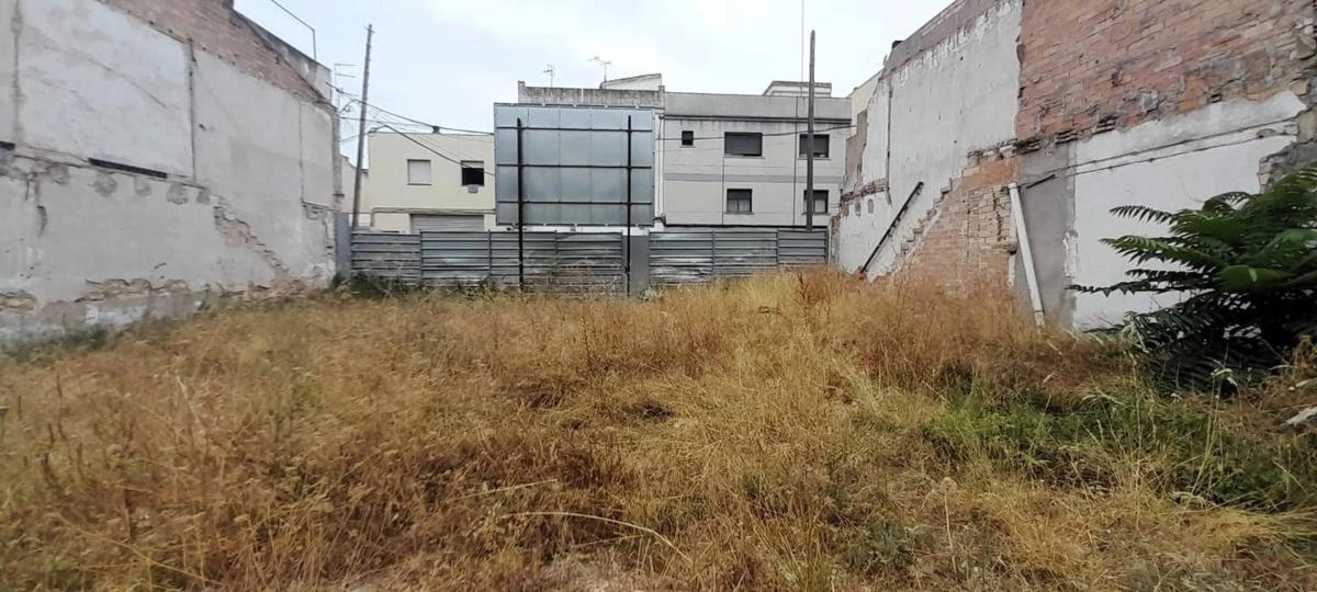 Terreno en venta en Vilafranca del Penedès, Barcelona photo 1
