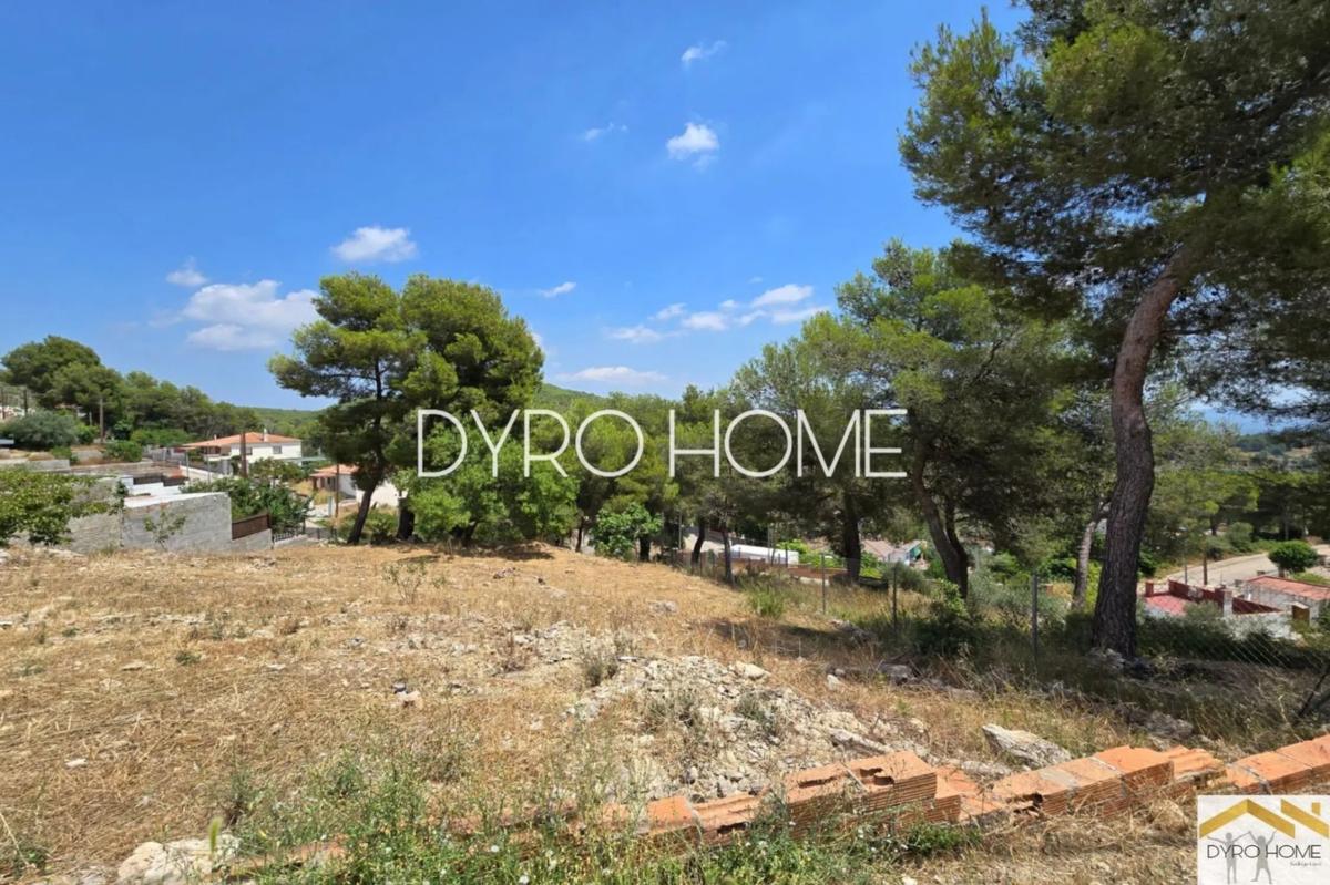 Terreno en venta en Font-Rubí, Barcelona photo 4