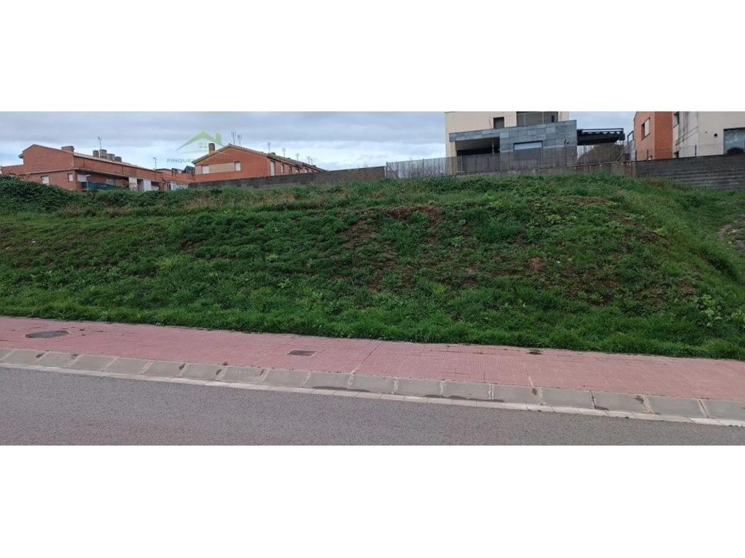 Działka na sprzedaż w El Pla del Penedès, Barcelona photo 2