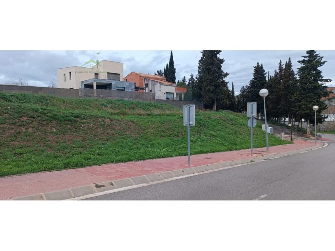 Działka na sprzedaż w El Pla del Penedès, Barcelona photo 3