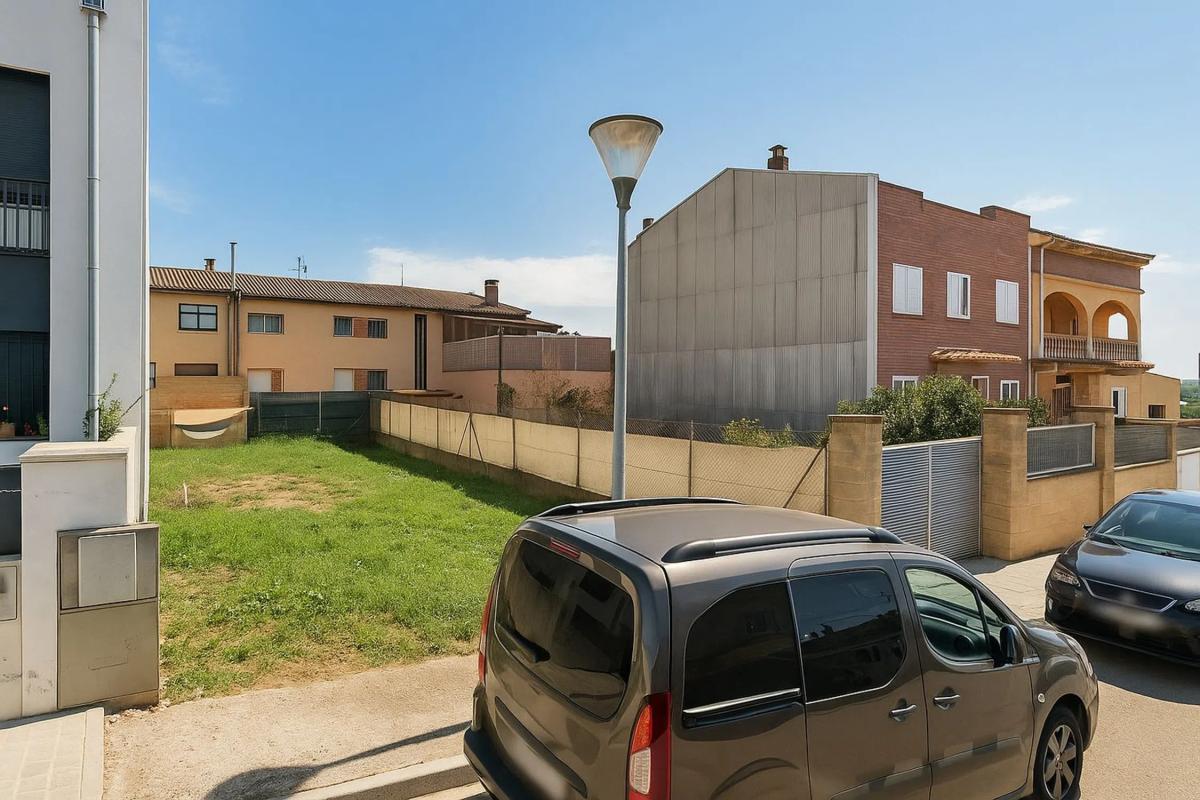 Terreno en venta en Les Cabanyes, Barcelona photo 3