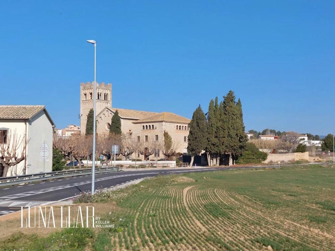 Land for sale in Vilobí del Penedès, Barcelona photo 1
