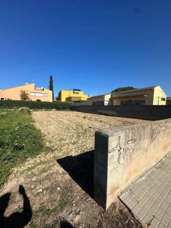 Terreno en calle de Sant Raimon de Penyafort, 56 photo 1