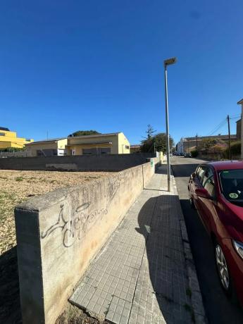 Terreno en calle de Sant Raimon de Penyafort, 56 thumbnail 1