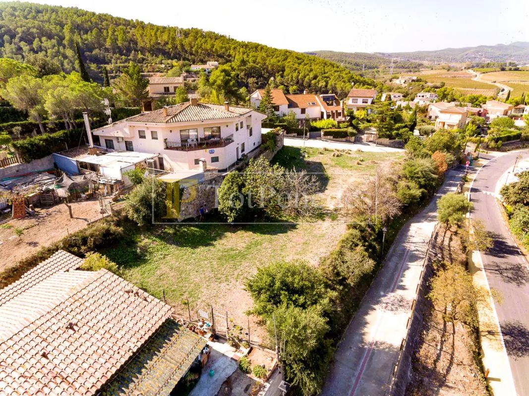 Terreno en venta en Sant Martí Sarroca, Barcelona photo 2