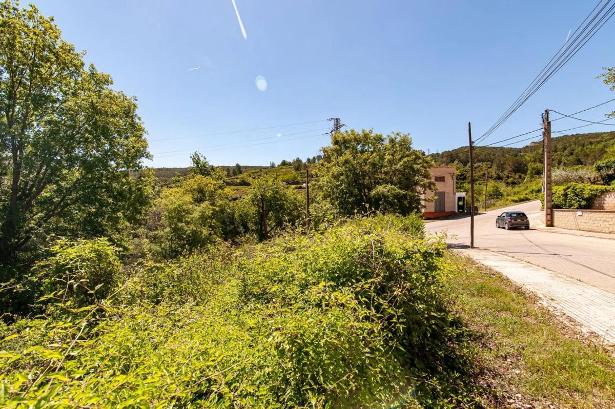 Terreno en venta en Pontons, Barcelona photo 2
