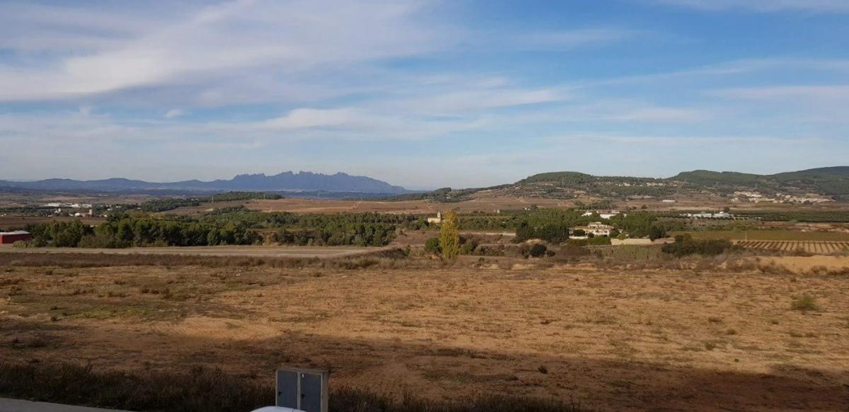 Terreno en venta en Avinyonet del Penedès, Barcelona photo 2