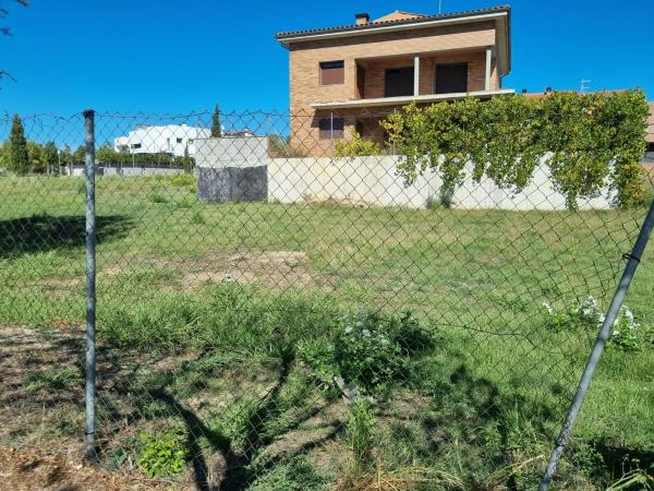 Terreno en avenida del Montmell, 49 photo 2