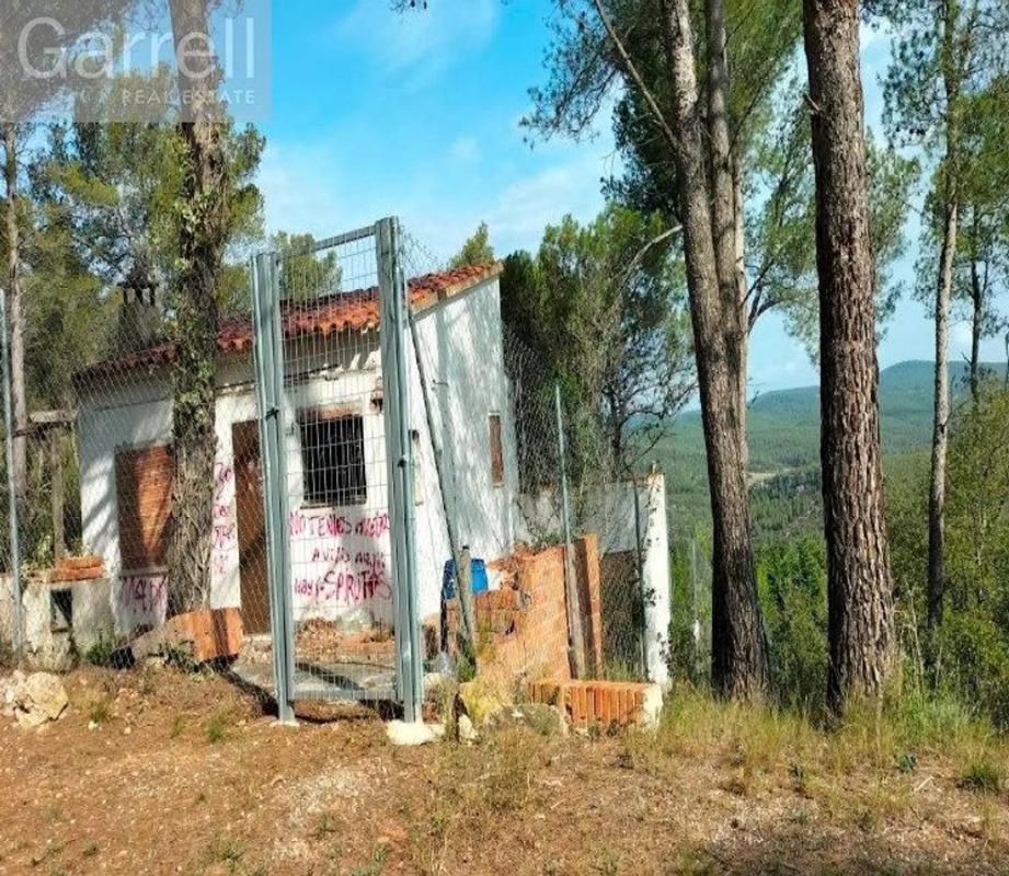 Участок земли на продажу в Медйона, Барселона photo 5