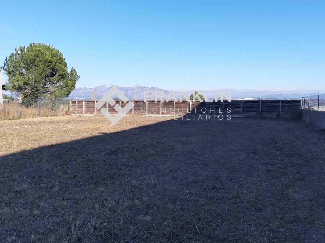 Terreno en venta en Sant Llorenç d'Hortons, Barcelona photo 5