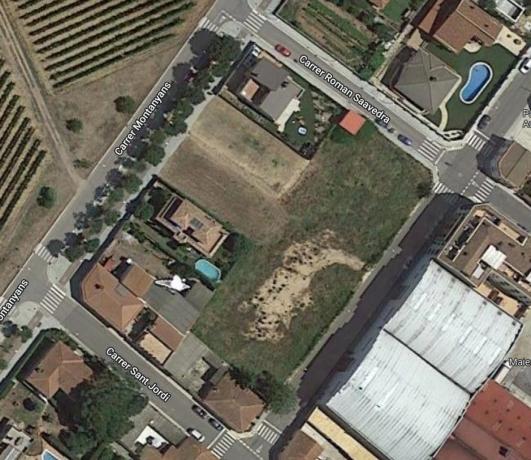Terreno en calle Sant Ramon de Penyafort photo 1