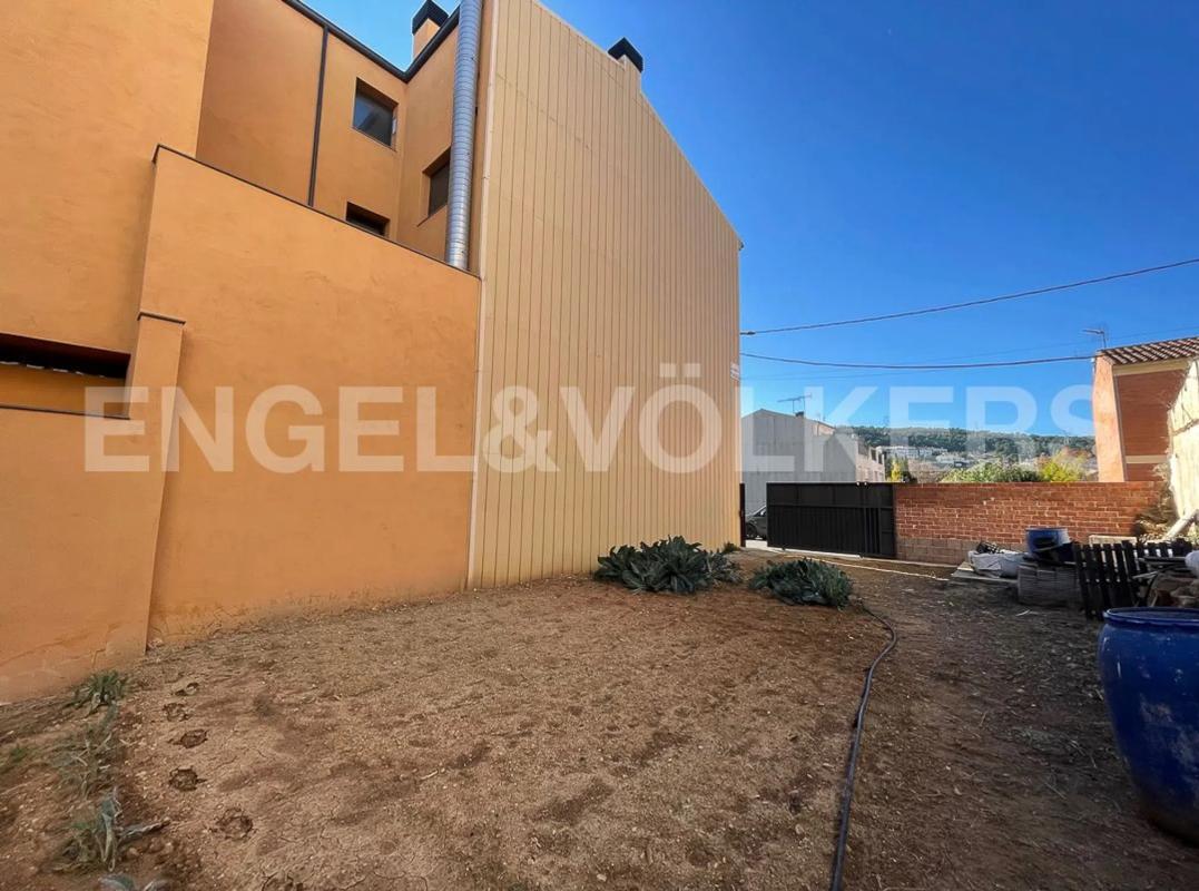 Terreno en venta en Sant Martí Sarroca, Barcelona photo 2