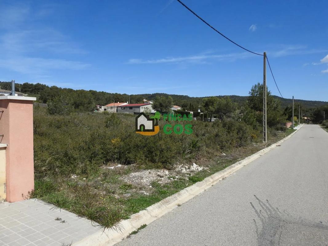 Terreno en venta en Pontons, Barcelona photo 3
