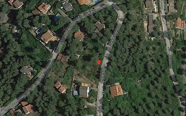 Terreno en Subirats photo