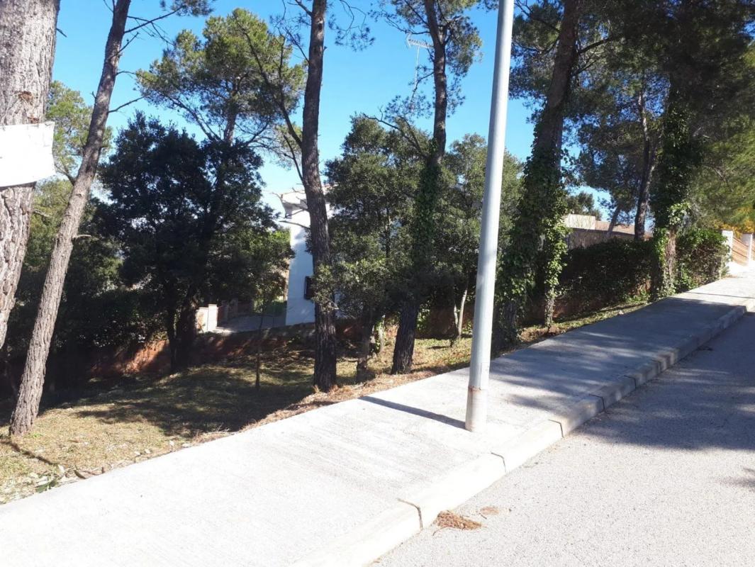 Terreno en venta en Torrelles de Foix, Barcelona photo 3