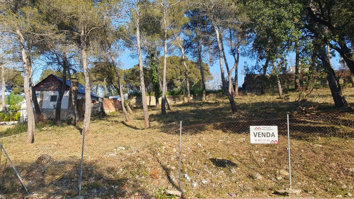 Terreno en venta en La Torre de Claramunt, Barcelona photo 5