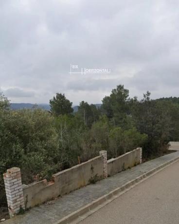 Terreno en Urbanizacion Castillo Cabrer thumbnail 1