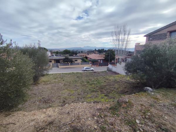 Terreno en calle de l'Ermita de la Tossa photo 1