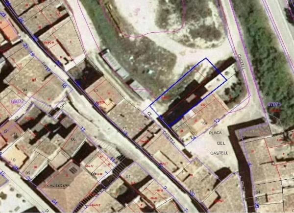 Terreno en plaza Castell photo 2