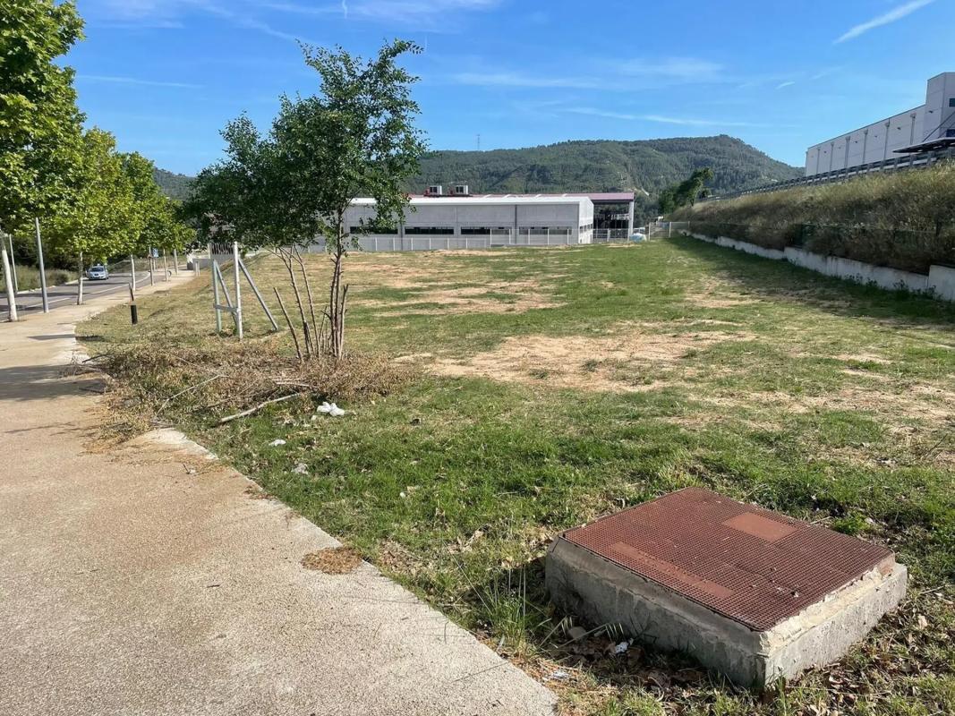Terreno en venta en Vilanova del Camí, Barcelona photo 1
