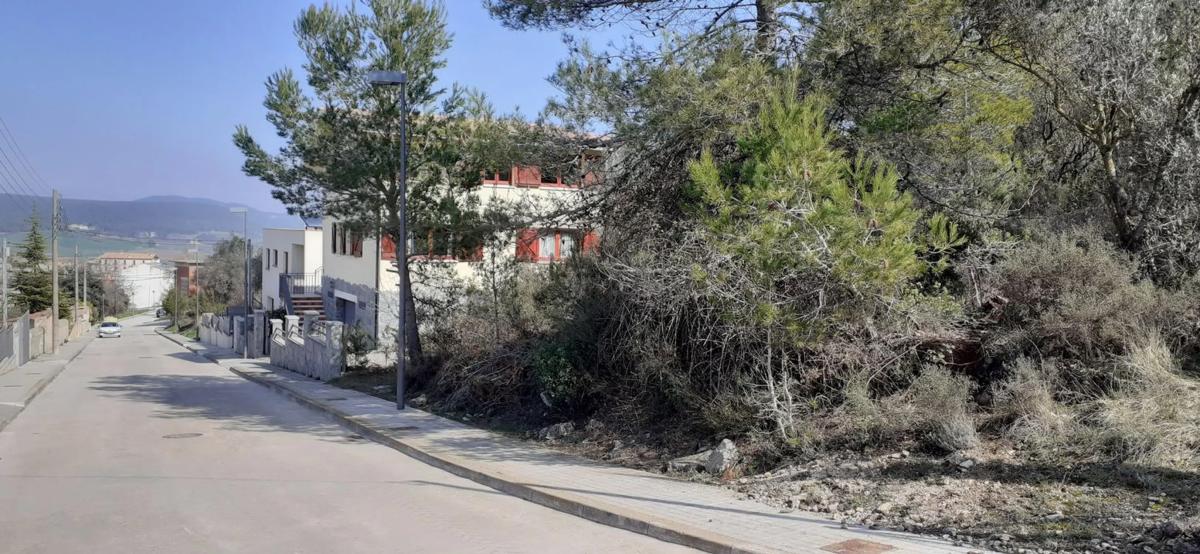 Terreno en venta en Llacuna, La, Barcelona photo 2