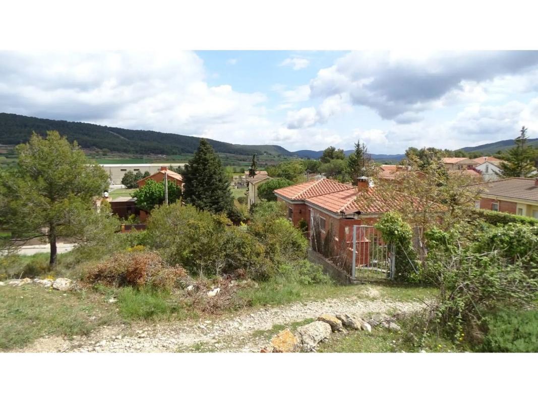 Terreno en venta en Llacuna, La, Barcelona photo 3