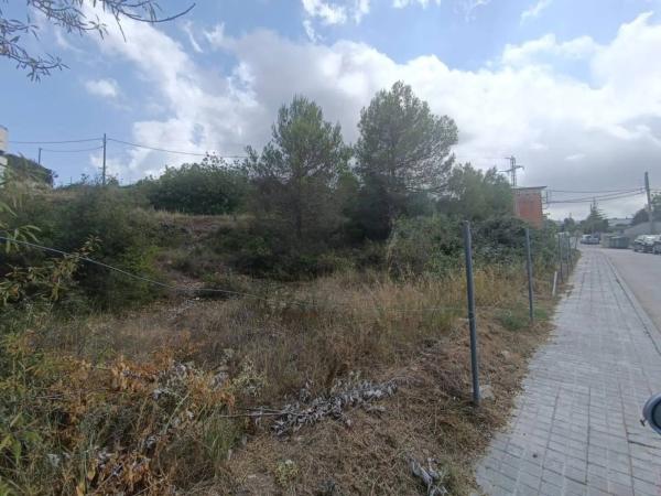 Terreno en La Llacuna photo 2
