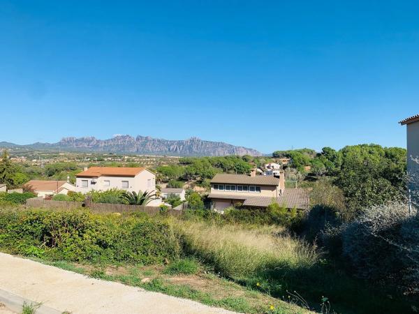 Terreno en avenida Aires de Montserrat, 30 photo 1