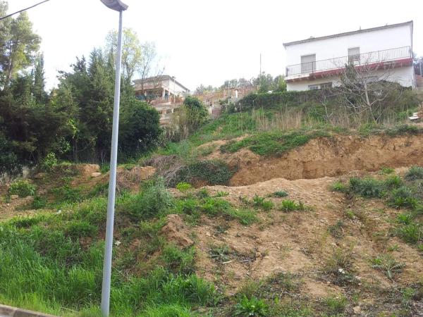 Terreno en calle Portbou, 252 photo 2
