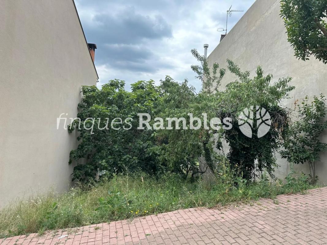 Land for sale in Castelloli, Barcelona photo 1