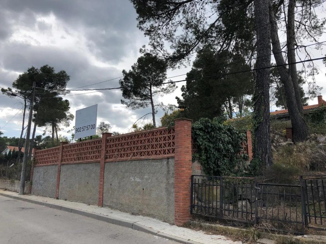 Terreno en venta en La Torre de Claramunt, Barcelona photo 2