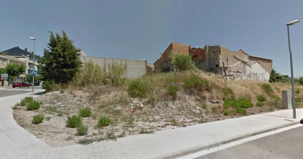 Terreno en calle de la Verge de Montserrat photo 3