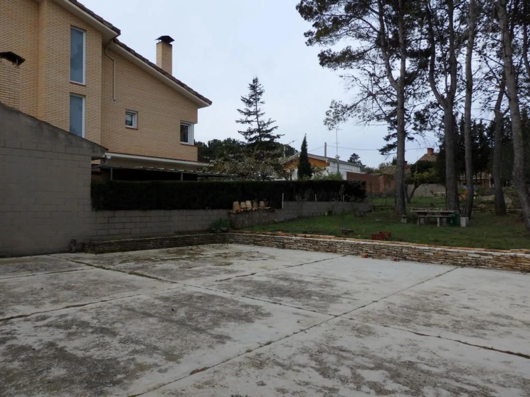 Terreno en venta en Pobla De Claramunt, La, Barcelona photo 2