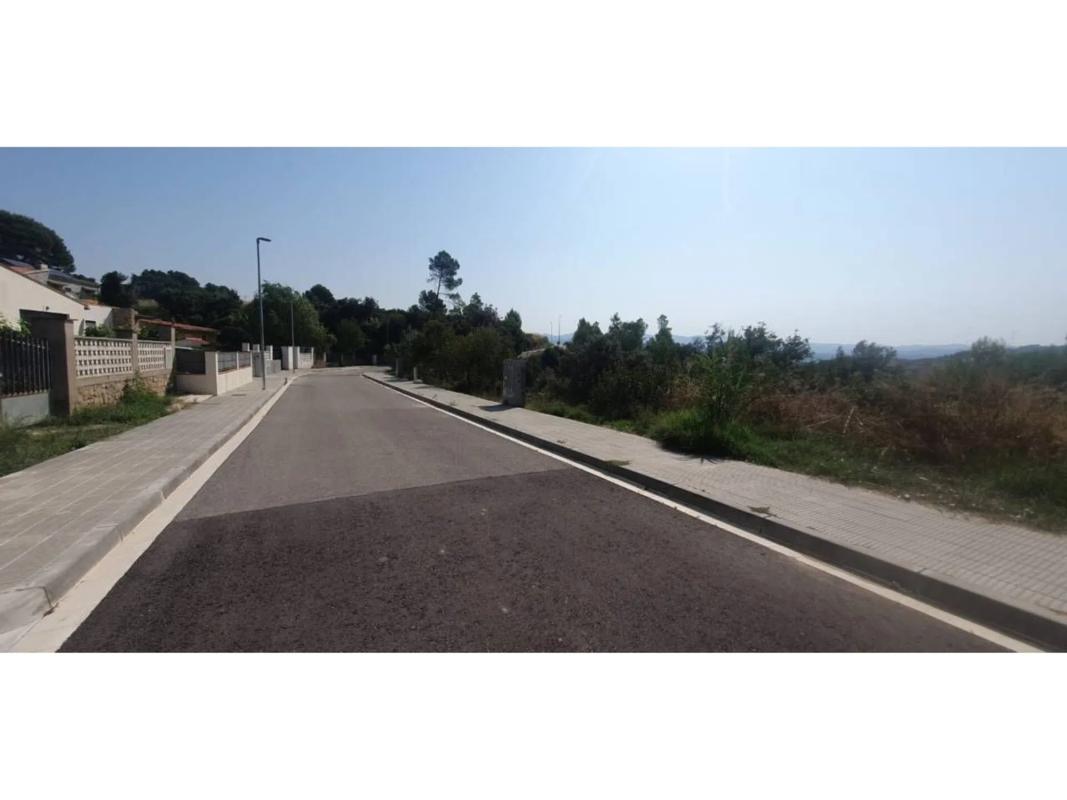 Terreno en venta en Castellgalí, Barcelona photo 2
