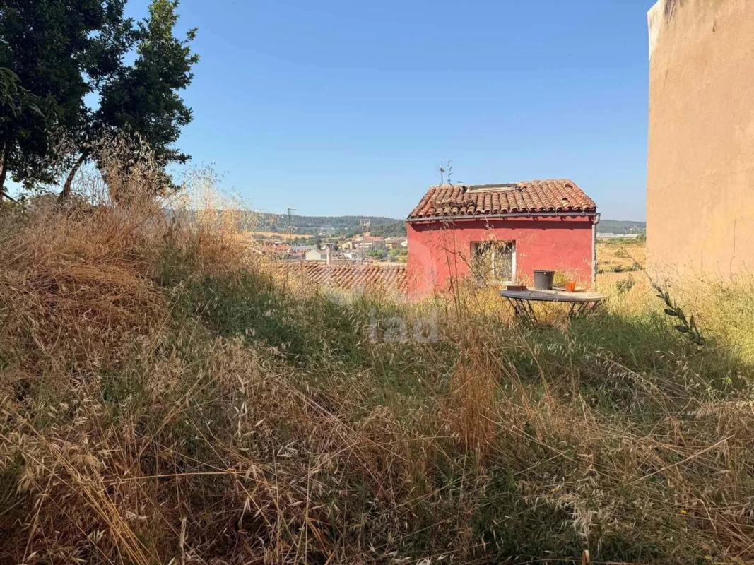 Участок земли на продажу в Арцес, Барселона photo 3