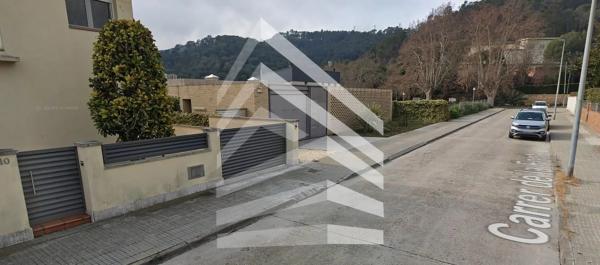 Terreno en calle de la Font dels Capellans photo 3