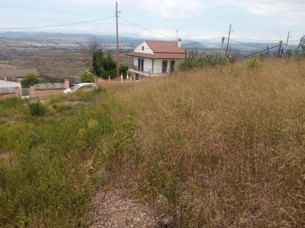 Terreno en calle C, 87 photo 1