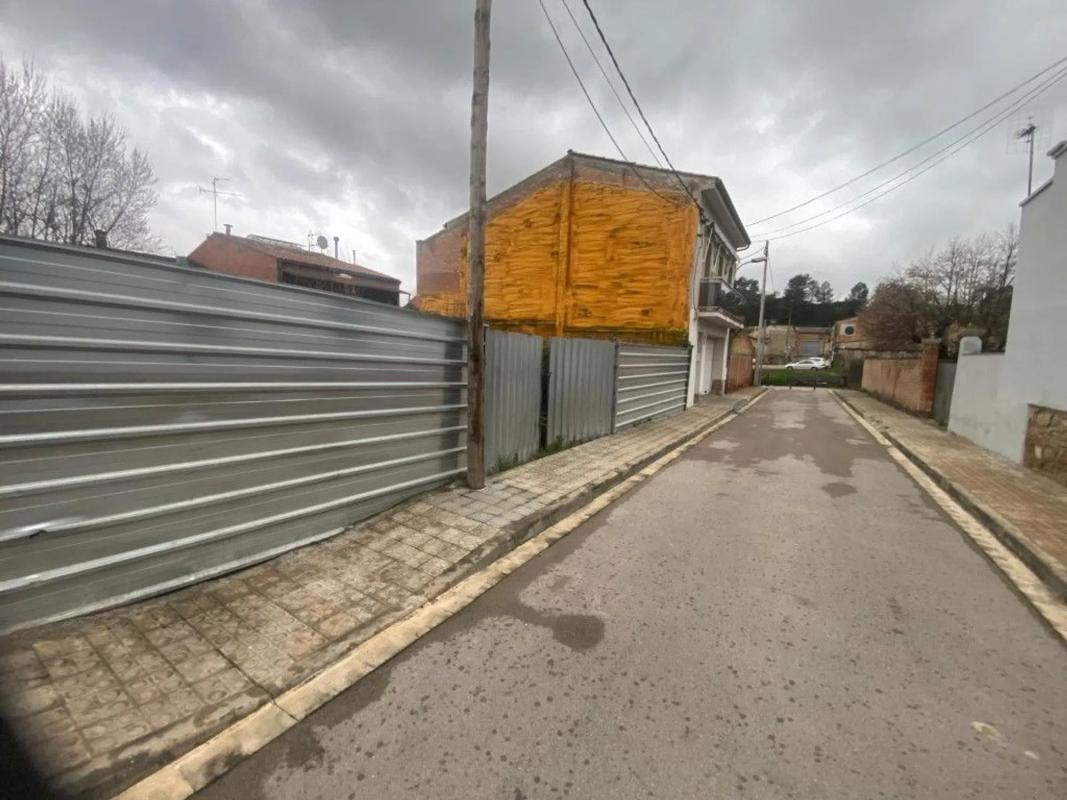 Terreno en venta en Sant Vicenç de Castellet, Barcelona photo 3