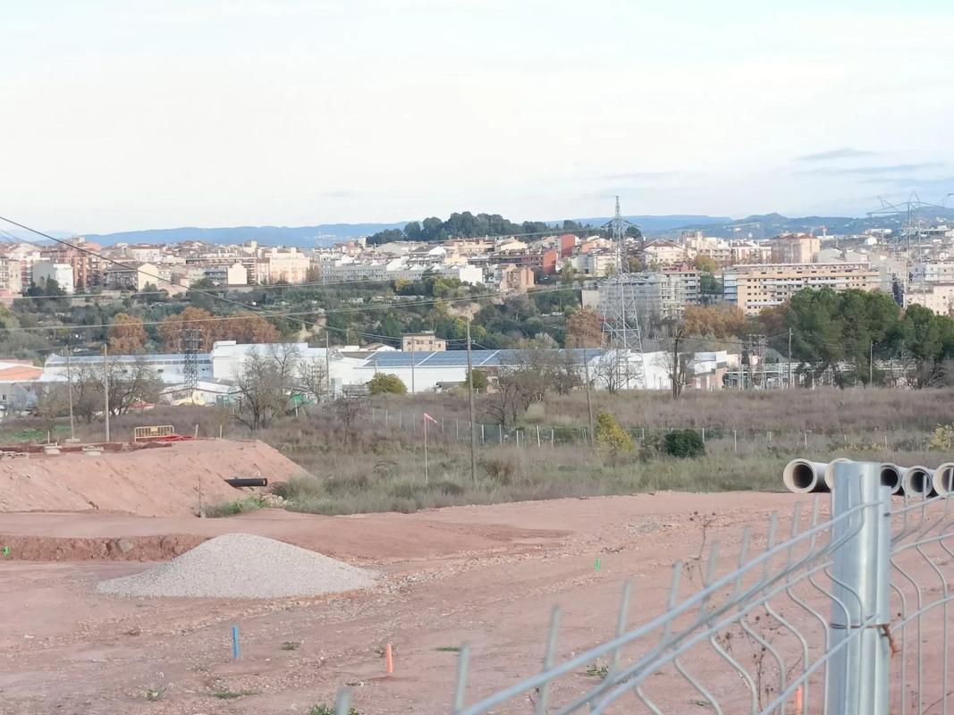 Działka na sprzedaż w Manresa, Barcelona photo 1