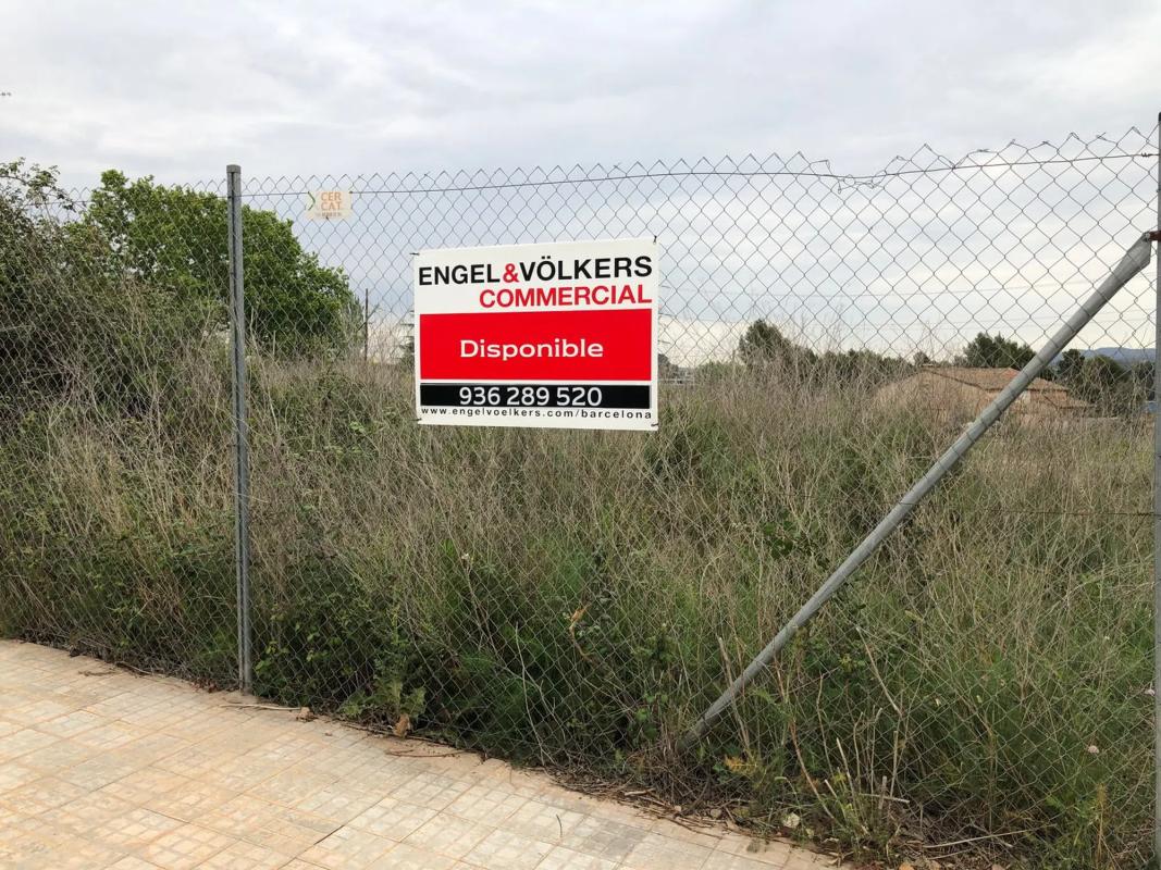 Terreno en venta en Artés, Barcelona photo 4