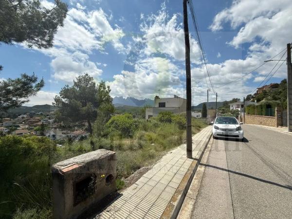 Terreno en calle del Montsía photo 4