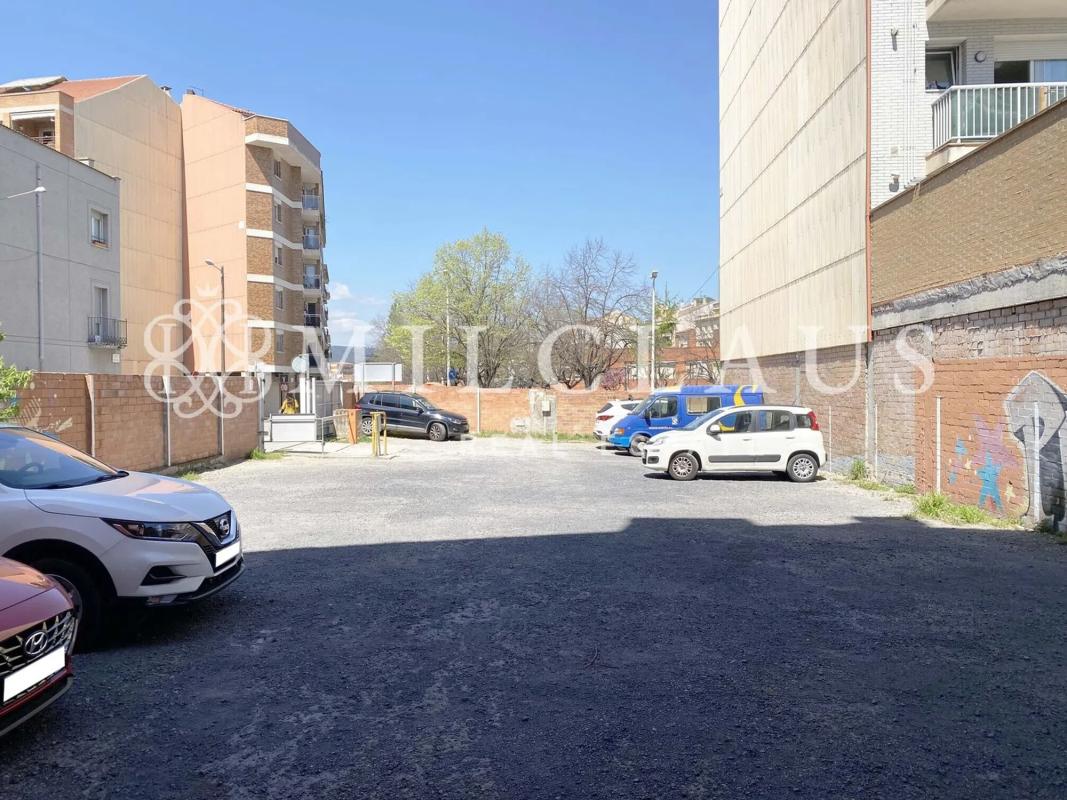 Terreno en venta en Manresa, Barcelona photo 3