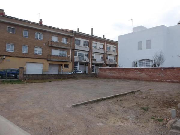 Terreno en calle Sant Antoni Maria Claret thumbnail 1