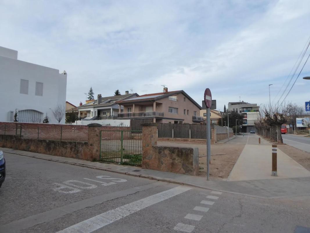 Terreno en venta en Santpedor, Barcelona photo 4