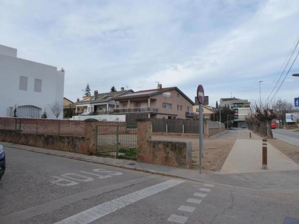 Terreno en calle Sant Antoni Maria Claret photo 4