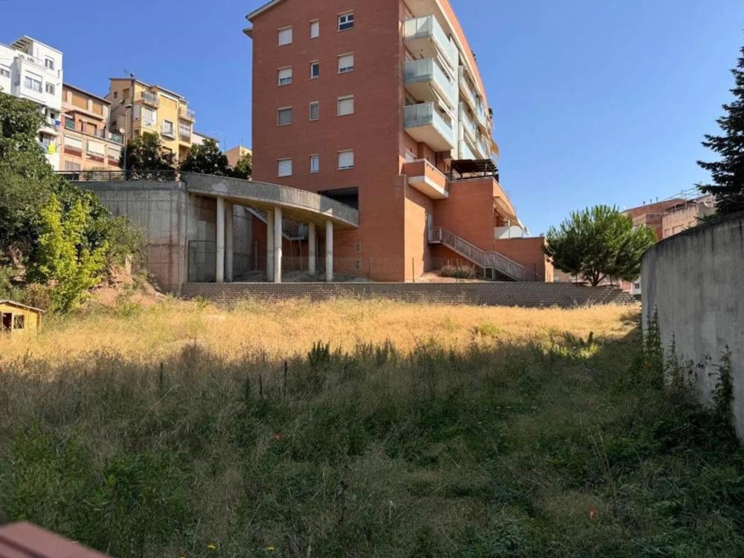 Terreno en venta en Manresa, Barcelona photo 2